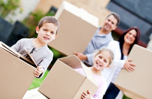 Packing checklist and moving day preparation for a Fulham move