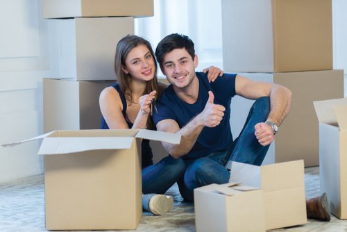 Cubic-yard pricing details for a local removal van service