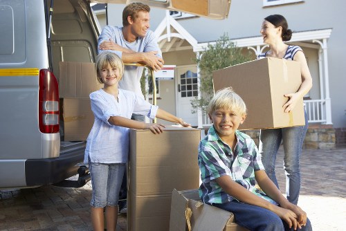 Packing and transport support for a man with a van booking in Fulham