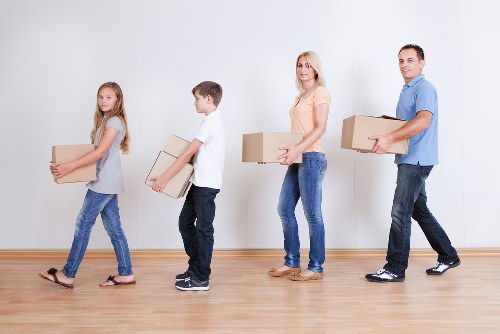Local removal van service handling a city relocation